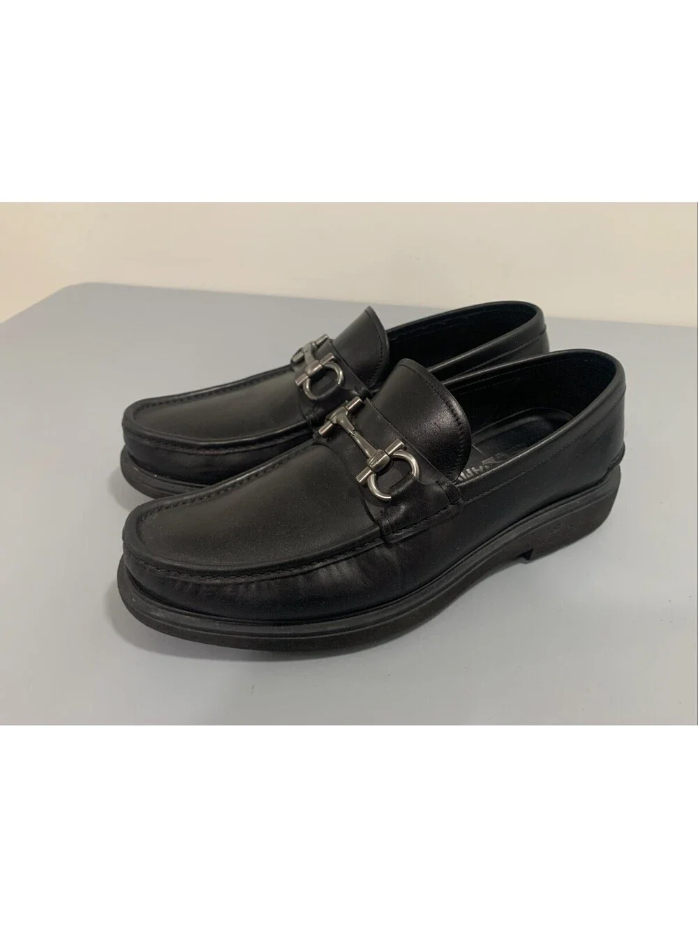 Ferragamo Men's Black Gancini Buckle Logo Loafers SIZE 10 2E